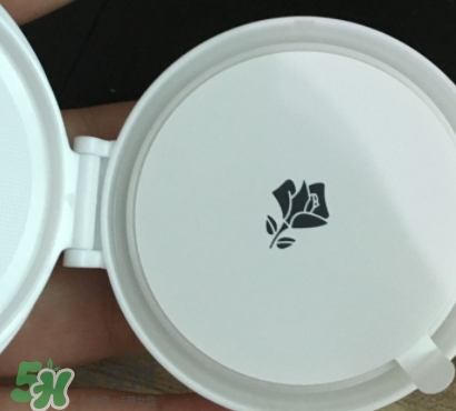 蘭蔻小粉盒適合什么膚質(zhì)？