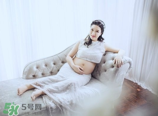 孕婦坐火車需要證明嗎？孕婦坐火車吃什么？