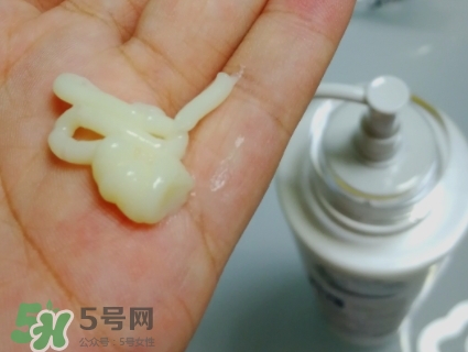 護發(fā)素能軟化頭發(fā)嗎？護發(fā)素能讓頭發(fā)變軟嗎？