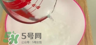 護發(fā)素能當(dāng)柔順劑嗎？護發(fā)素當(dāng)柔順劑好不好