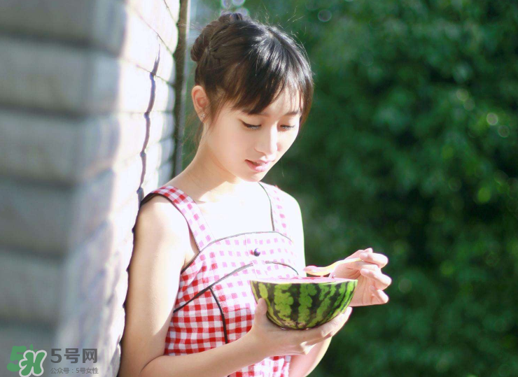 結(jié)膜炎眼睛腫了怎么辦？結(jié)膜炎眼睛紅幾天能好？