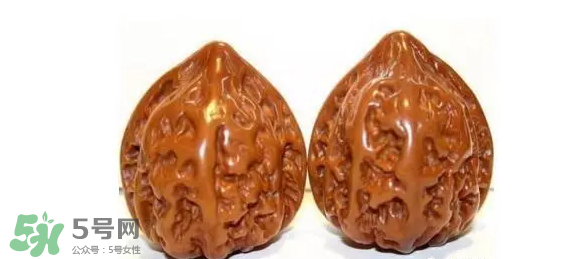 核桃開(kāi)裂怎么辦？核桃為什么會(huì)開(kāi)裂？