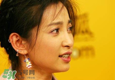 打耳洞什么時(shí)候打最好？新打耳洞癢是怎么回事