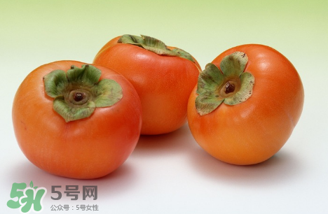 榴蓮和柿子能一起吃嗎？吃完榴蓮可以吃柿子嗎？
