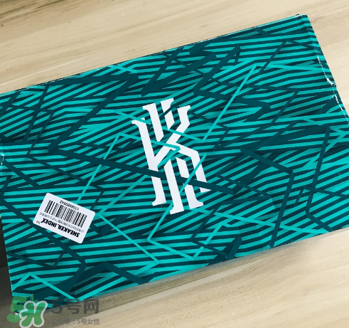 nike kyrie3 mamba mentality怎么樣？歐文3李小龍配色開箱測(cè)評(píng)