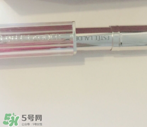 雅詩蘭黛戀愛唇膏怎么打開？雅詩蘭黛戀愛唇膏怎么用