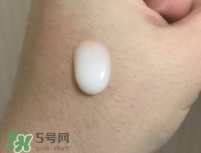olay臻粹系列小臉精華多少錢？olay小臉精華適合年齡
