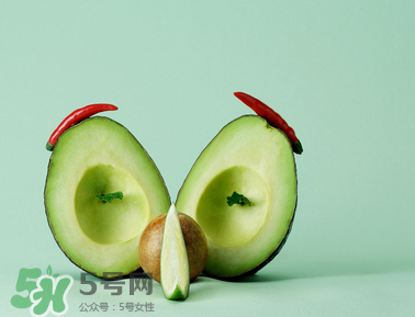 切開(kāi)的牛油果怎么保存？孕婦吃牛油果的好處