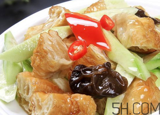 油條和什么炒好吃？油條可以炒什么菜？