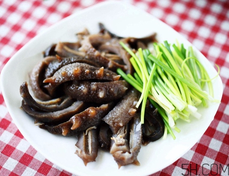 夏天可以吃海參嗎？夏天吃海參上火嗎？