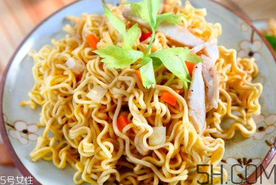 炒面為什么會粘鍋？炒面怎么不粘鍋？