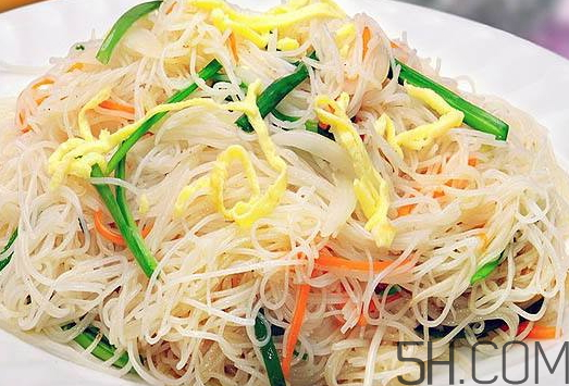吃炒面會(huì)胖嗎？炒面熱量高嗎？
