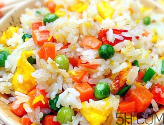 蛋炒飯可以過(guò)夜嗎 蛋炒飯可以放多久