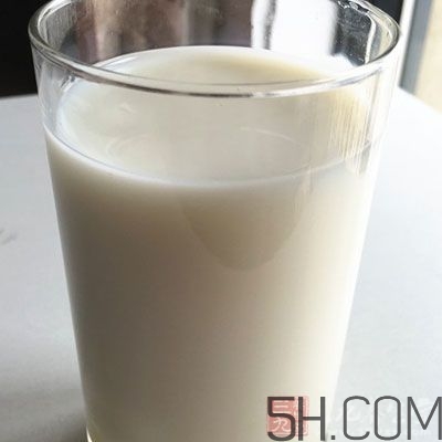 牛奶煮開了還有營養(yǎng)嗎？牛奶可以加熱嗎？