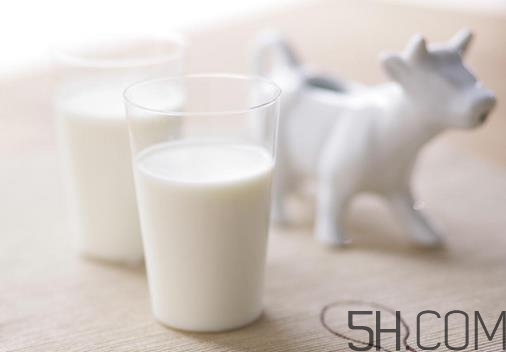 牛奶煮開了還有營養(yǎng)嗎？牛奶可以加熱嗎？