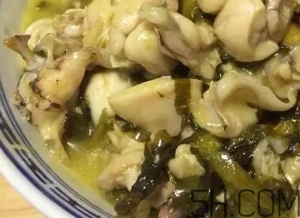 酸菜牛蛙月餅?zāi)睦镉匈u？酸菜牛蛙月餅地址