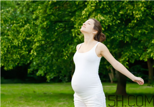 孕婦睡覺能伸懶腰嗎？孕婦出門注意事項