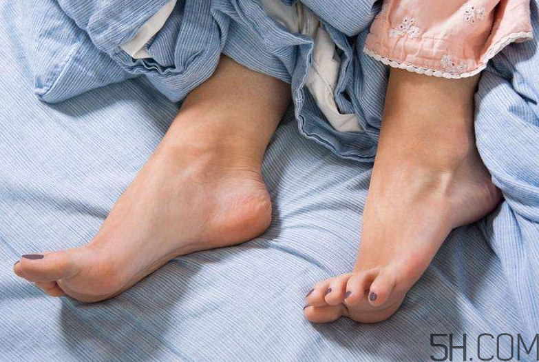 腳氣能用醋泡腳嗎？醋泡腳治腳氣有效嗎？