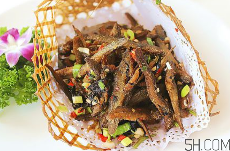 花甲吃多了會(huì)得結(jié)石嗎？吃花甲要注意什么？