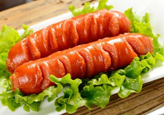 烤腸能用微波爐加熱嗎？烤腸能在微波爐里烤嗎？
