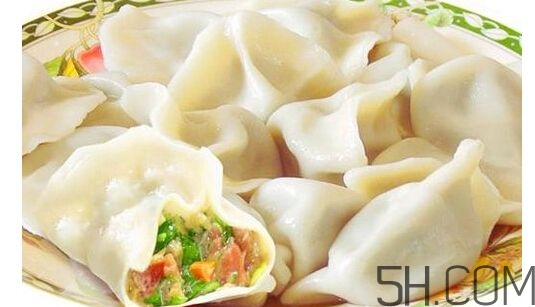 煮餃子開鍋煮皮還是餡？煮餃子蓋不蓋鍋蓋？
