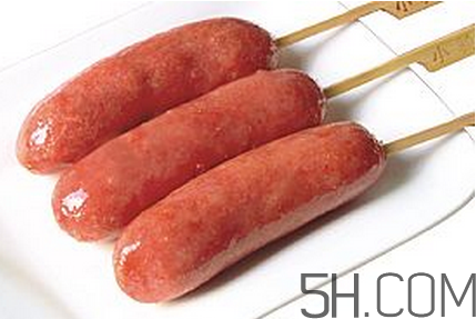 烤腸能用微波爐加熱嗎？烤腸能在微波爐里烤嗎？