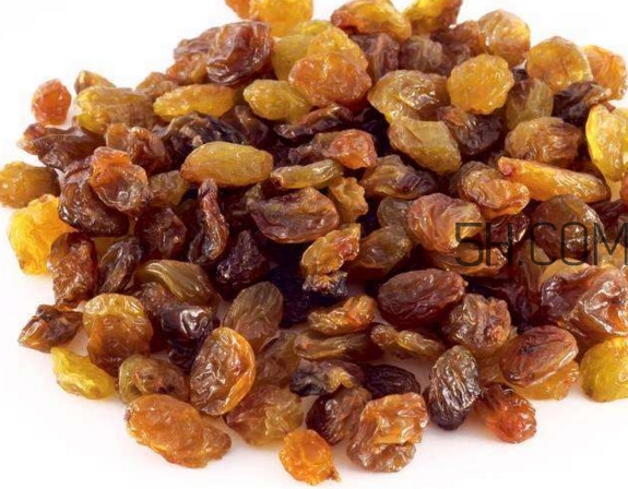 新疆葡萄干多少錢(qián)一斤？葡萄干泡水功效與作用