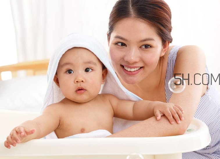 試管嬰兒是什么意思？哪些人適合做試管嬰兒？