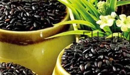 黑芝麻吃多久白發(fā)變黑？黑芝麻對(duì)頭發(fā)的功效