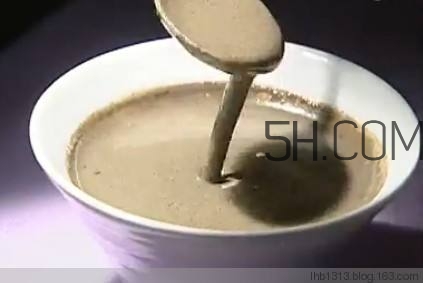 喝黑芝麻糊有什么好處和壞處？黑芝麻糊什么時(shí)候喝最好？
