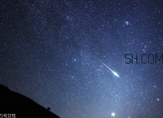 看到火流星預(yù)示著什么？火流星是怎么形成的