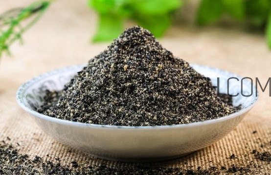 黑芝麻吃多久白發(fā)變黑？黑芝麻對(duì)頭發(fā)的功效