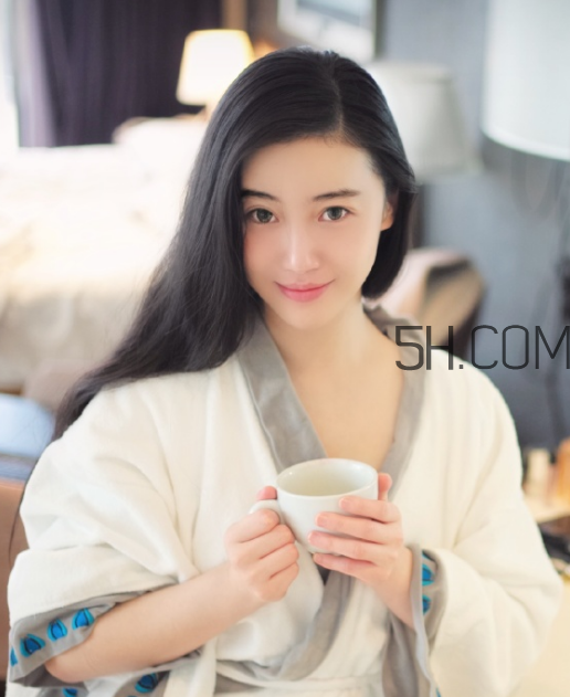 中耳炎需要輸液嗎？中耳炎需要手術(shù)嗎？