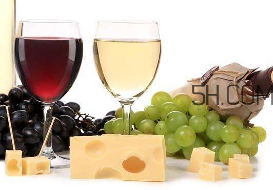 國產(chǎn)葡萄酒哪個(gè)牌子好？進(jìn)口紅酒品牌排行榜