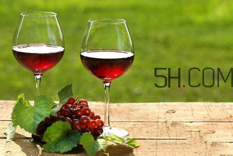 葡萄酒是不是時(shí)間越長(zhǎng)越好？葡萄酒是甜的嗎