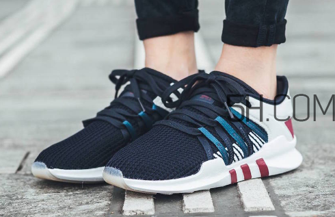 adidas eqt racing adv復古跑鞋在哪買？