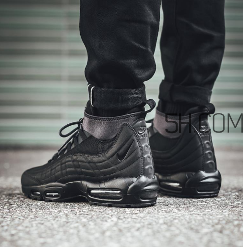 nike air max 95 triple black黑魂配色上腳效果怎么樣？