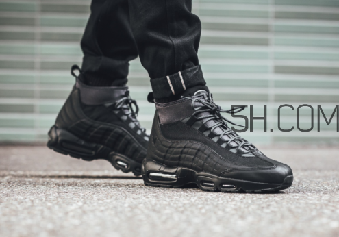 nike air max 95 triple black黑魂配色上腳效果怎么樣？