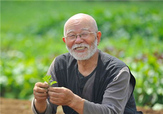 肺結(jié)核跟乙肝哪個(gè)嚴(yán)重？肺結(jié)核會(huì)轉(zhuǎn)化為肺癌嗎？