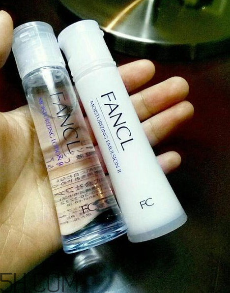 fancl水乳哪個系列好用？fancl芳珂水乳成分