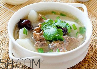 秋燥喝什么湯好？秋季適合吃什么肉？