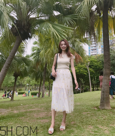 歐時力衣服尺碼偏大嗎？歐時力衣服可以退嗎？