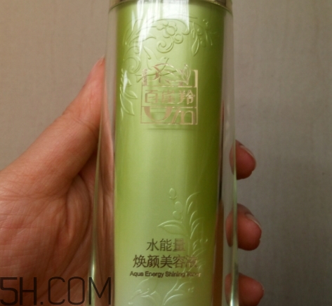 百雀羚爽膚水怎么樣？百雀羚爽膚水含酒精嗎？