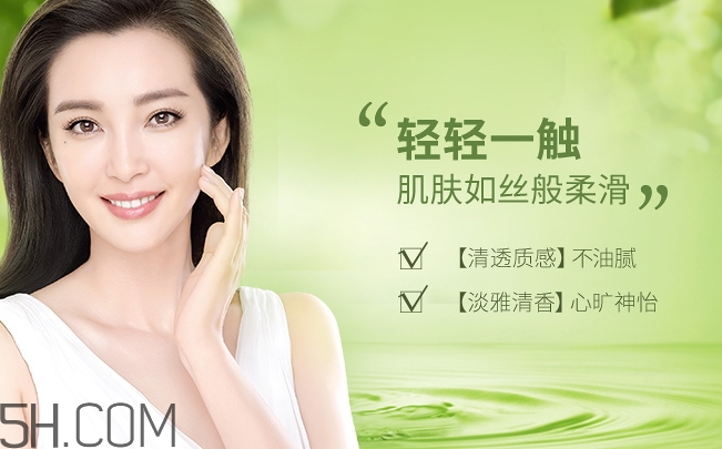 百雀羚爽膚水怎么樣？百雀羚爽膚水含酒精嗎？