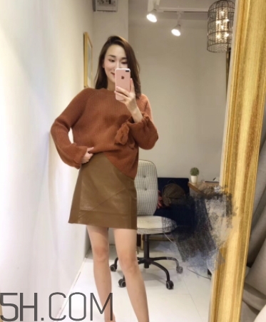 焦糖色毛衣配什么外套？焦糖色毛衣配什么顏色外套好看