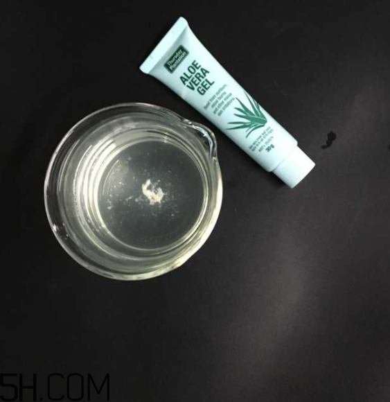 昭貴蘆薈凝膠汁怎么樣？昭貴蘆薈膠和完美蘆薈膠哪個好？
