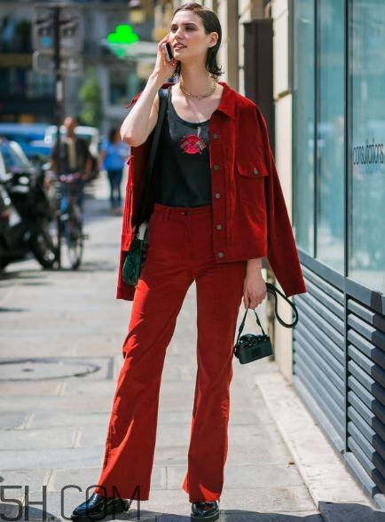 紅色衣服褪色怎么補救？紅色衣服掉色如何處理？