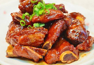 做糖醋排骨要不要放鹽？買排骨的時候應(yīng)該要什么部位的