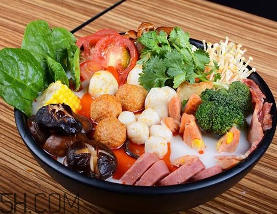 關(guān)東煮利潤高嗎？關(guān)東煮和麻辣燙的區(qū)別