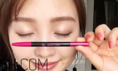 姬芮柔芯旋彩眉筆怎么樣？姬芮柔芯旋彩眉筆試色